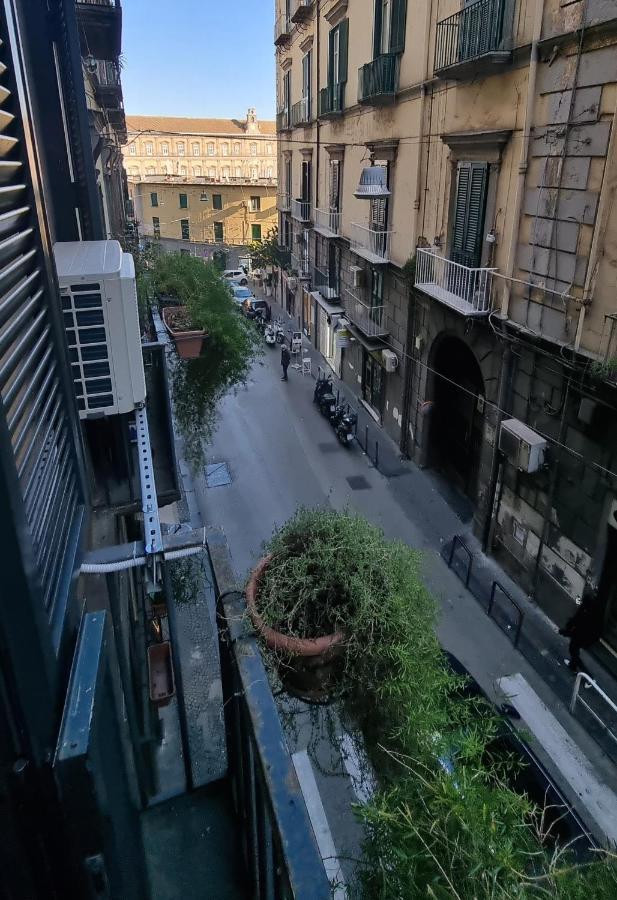 Appartement L'Arnia à Naples Extérieur photo