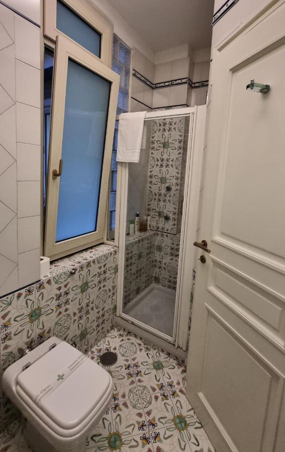 Appartement L'Arnia à Naples Extérieur photo