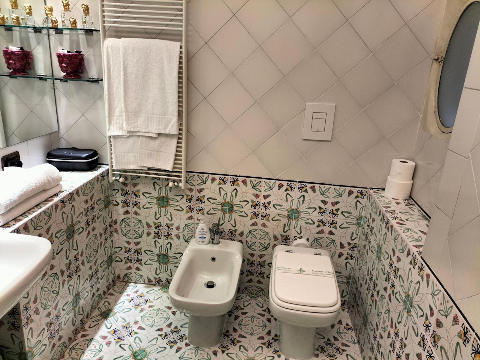 Appartement L'Arnia à Naples Extérieur photo